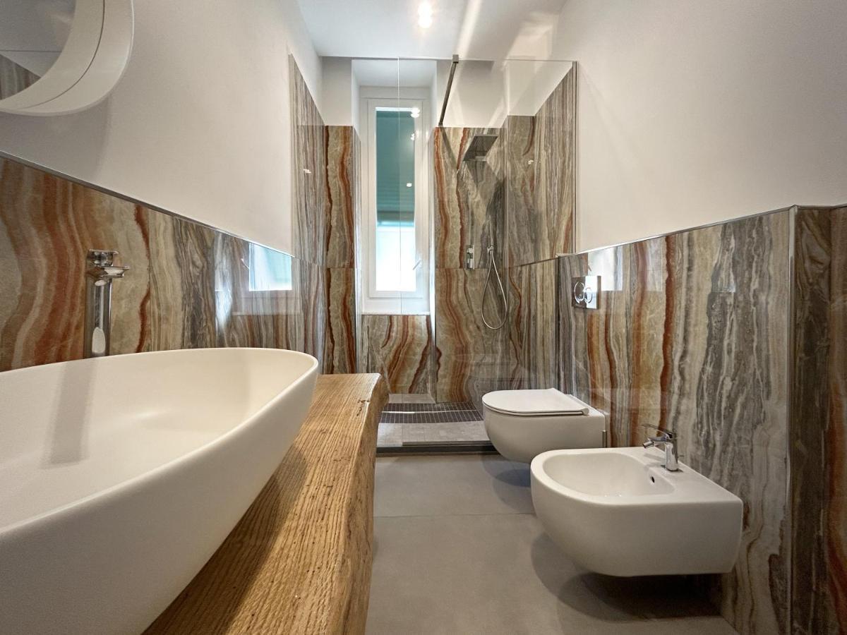 New Moon Rooms La Spezia Exterior foto